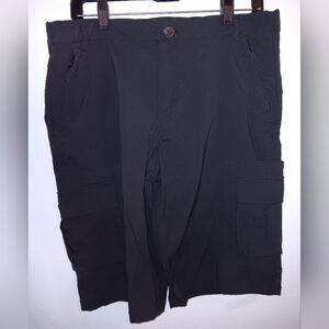 Cargo Shorts 18 Husky Adjustable Waist  Snap And Zipper